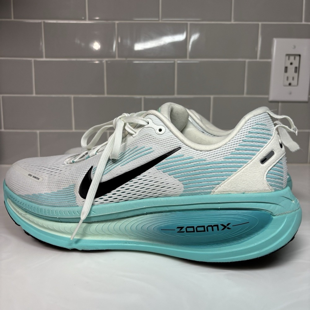 Nike Vomero 18 Plus Blue Classic Sneakers Men's US Sizes 11.5 Running Teal White
